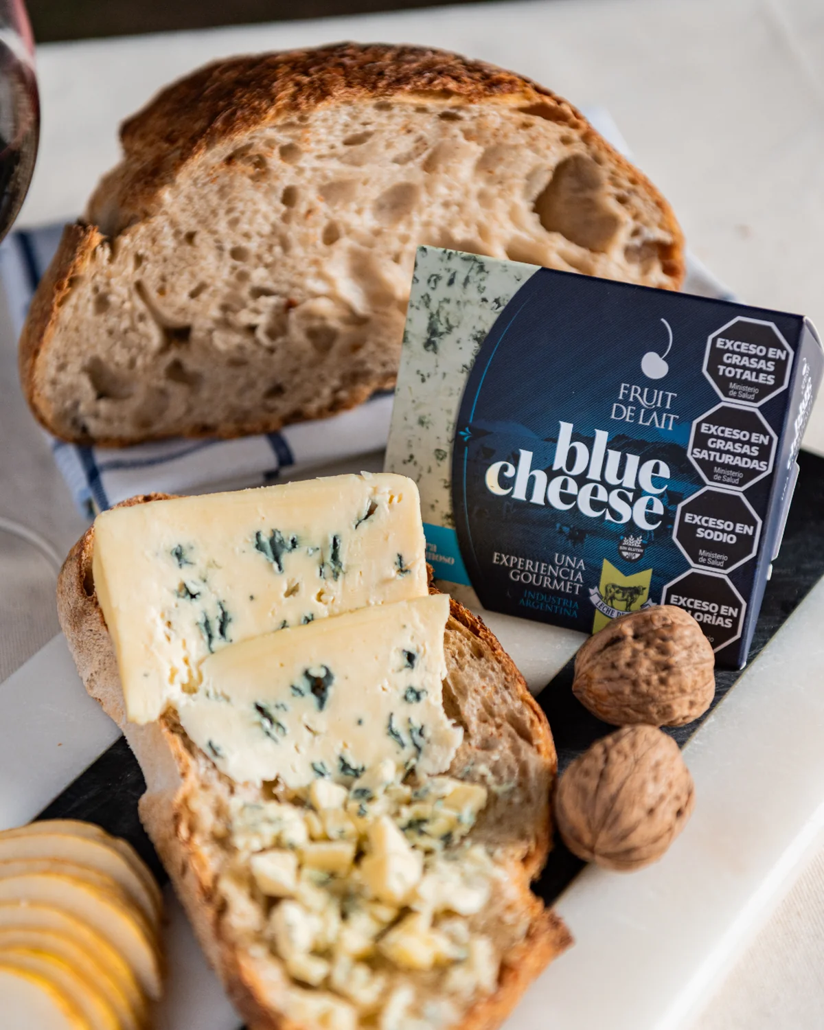 Blue Cheese — queso artesanal Occitania, Francia elaborado en Villa María, Córdoba, Argentina