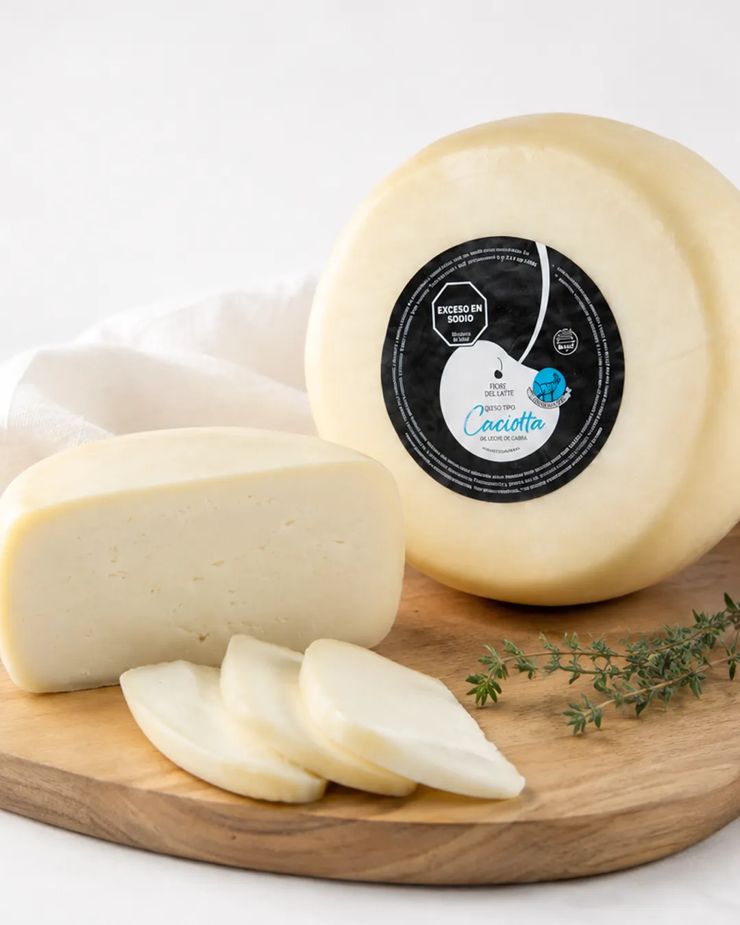 Caciotta de Cabra — queso artesanal elaborado en Villa María, Córdoba, Argentina
