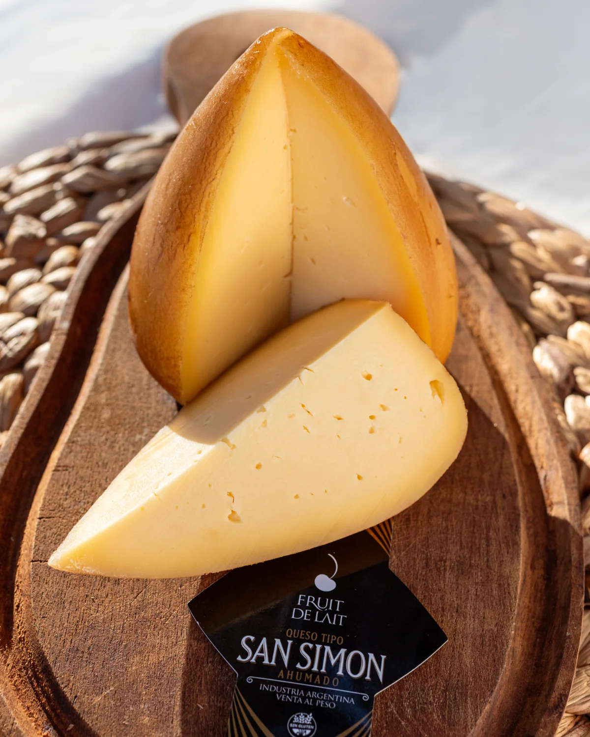San Simón — queso gallego ahumado elaborado en Villa María, Córdoba, Argentina