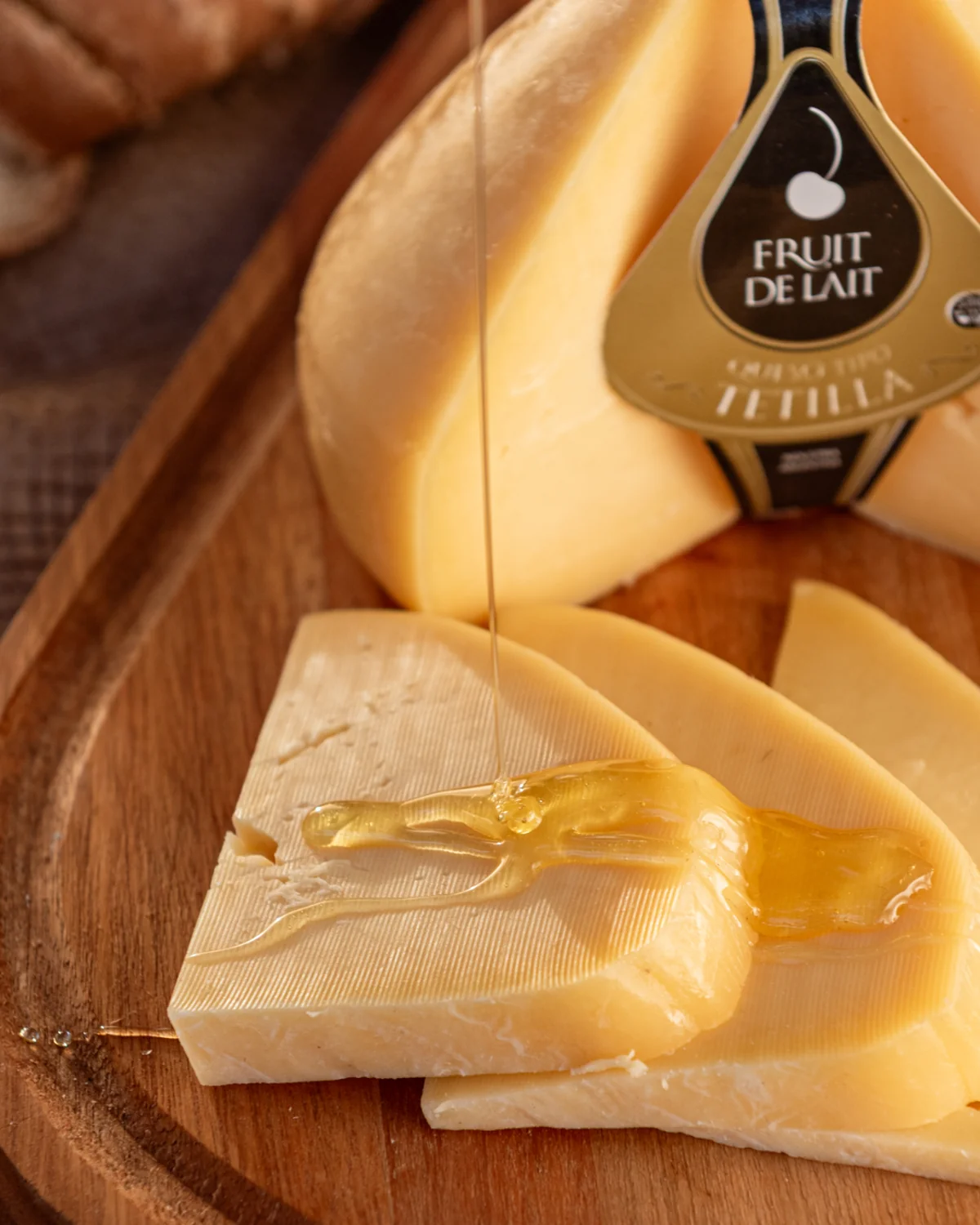 Tetilla — queso artesanal Galicia, España elaborado en Villa María, Córdoba, Argentina